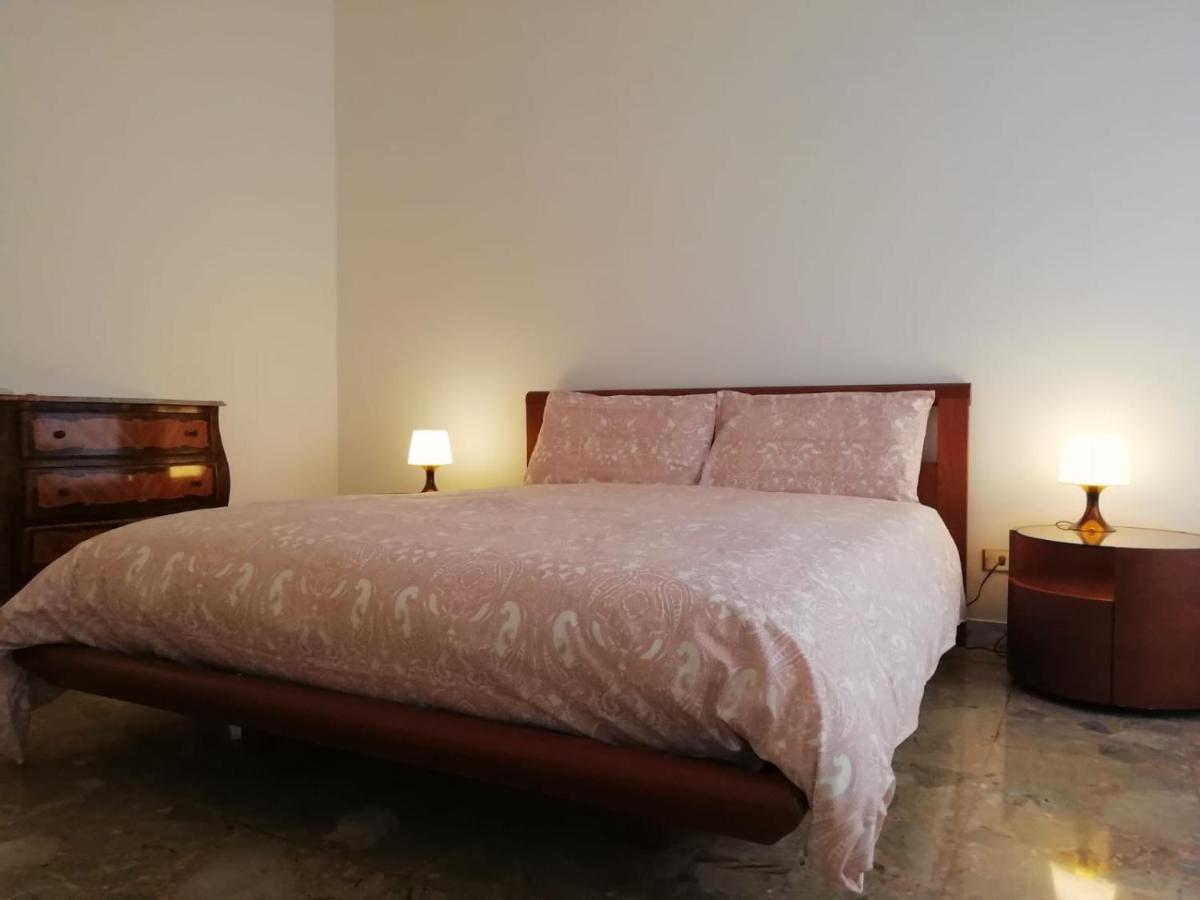 Questa Casa Non E Un Albergo Ciu-Atr 9390-9 Rome Luaran gambar